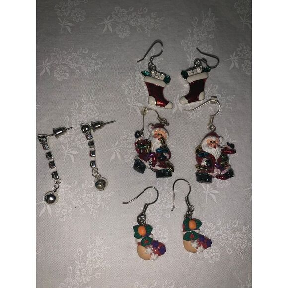 Vintage Christmas Earrings - Picture 1 of 14
